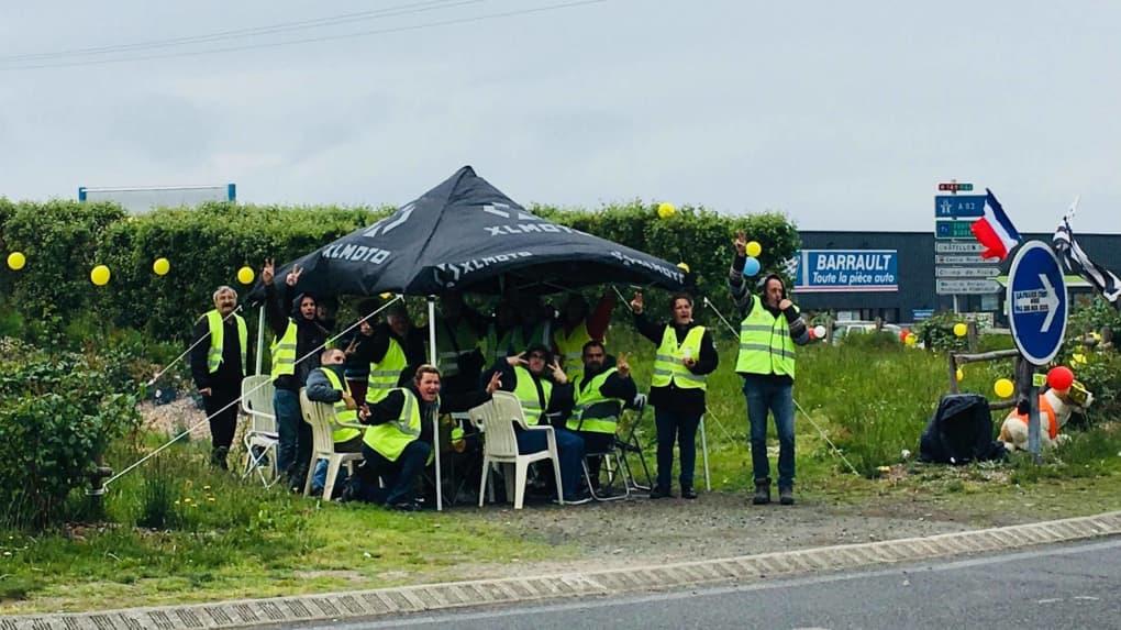 Gilets jaunes rond point