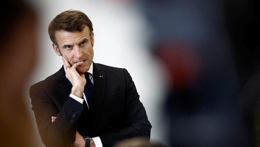 Macron2