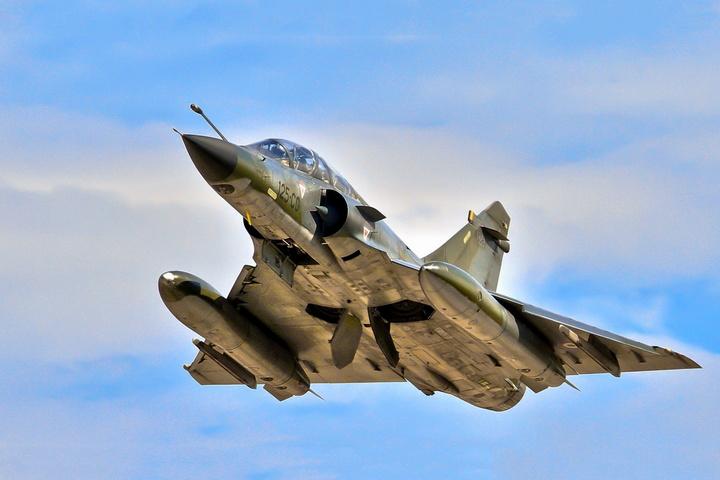 Mirage 2000